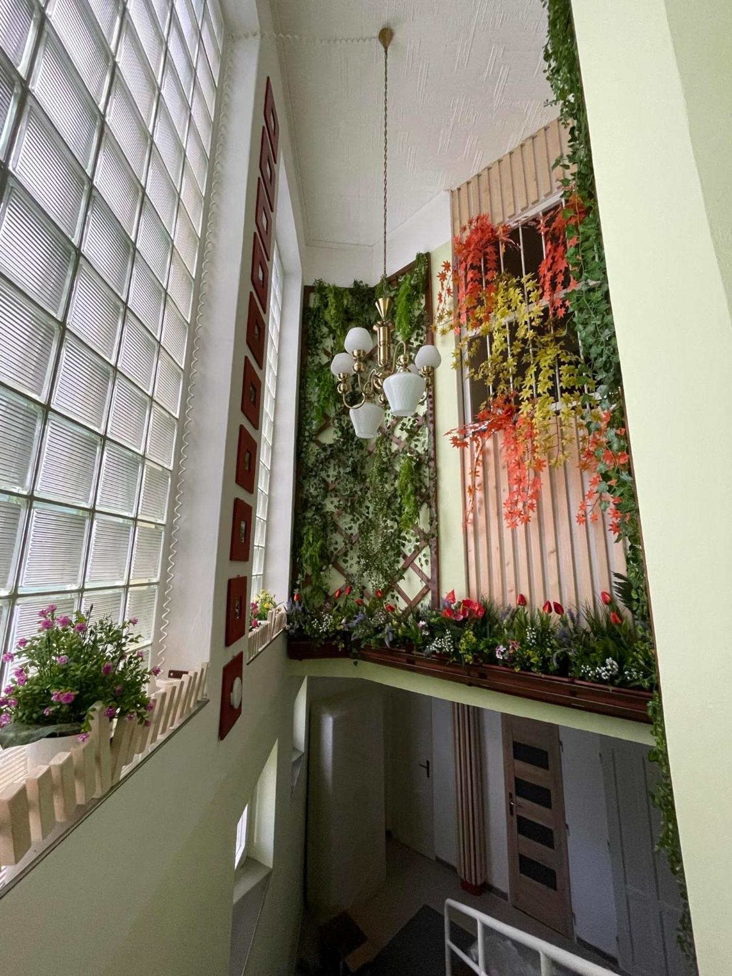 Cozy In Zizkov Apartment Prag